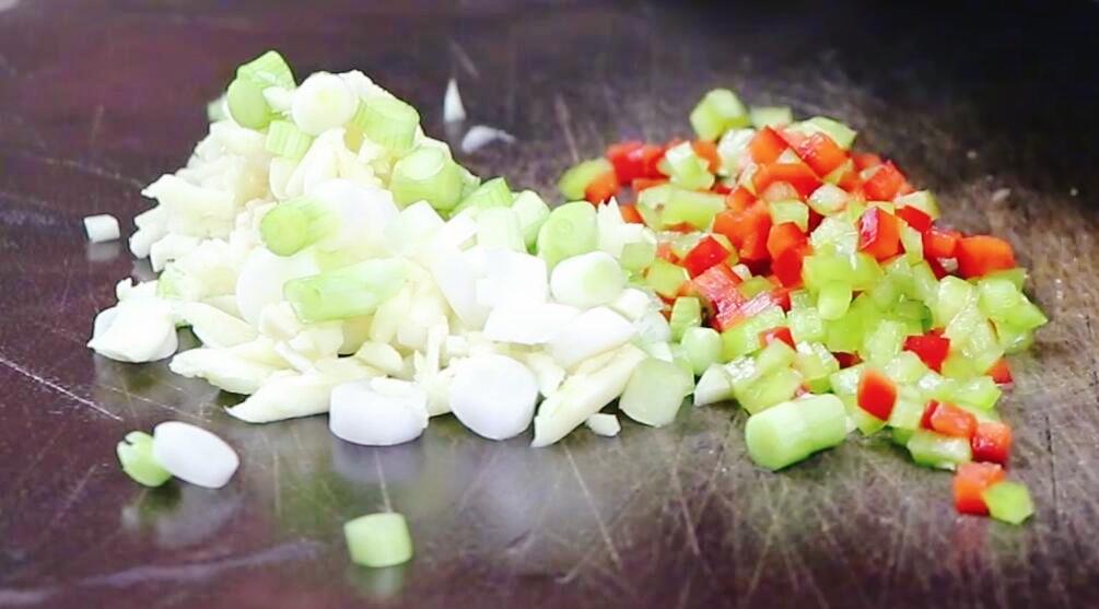 圖片[4]-【椒鹽魚骨】做法步驟圖 一手魚骨 一手啤酒太爽了-起舞食譜網