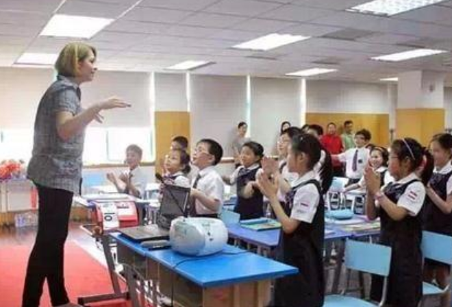 什么是高收费私立学校（收费离谱的民办学校）