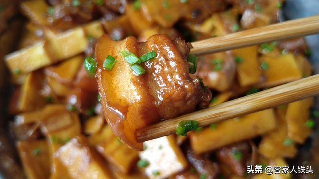 正宗焖肉的做法，最爱客家一道特色焖肉