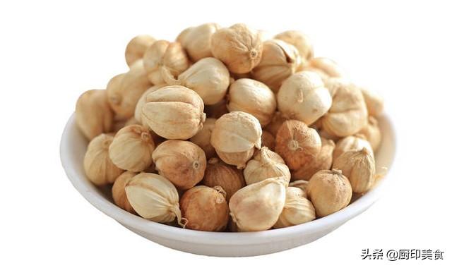 肉蔻是什么样子的，肉蔻是什么（三种最基本的香料肉蔻、草蔻、白蔻）