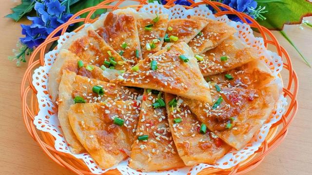 自制手抓饼皮的做法，自制手抓饼皮的做法简单（做成手抓饼或酱香饼）