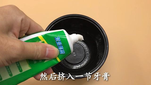 擦玻璃的技巧，擦玻璃的技巧教案（从保洁公司偷学到一招）
