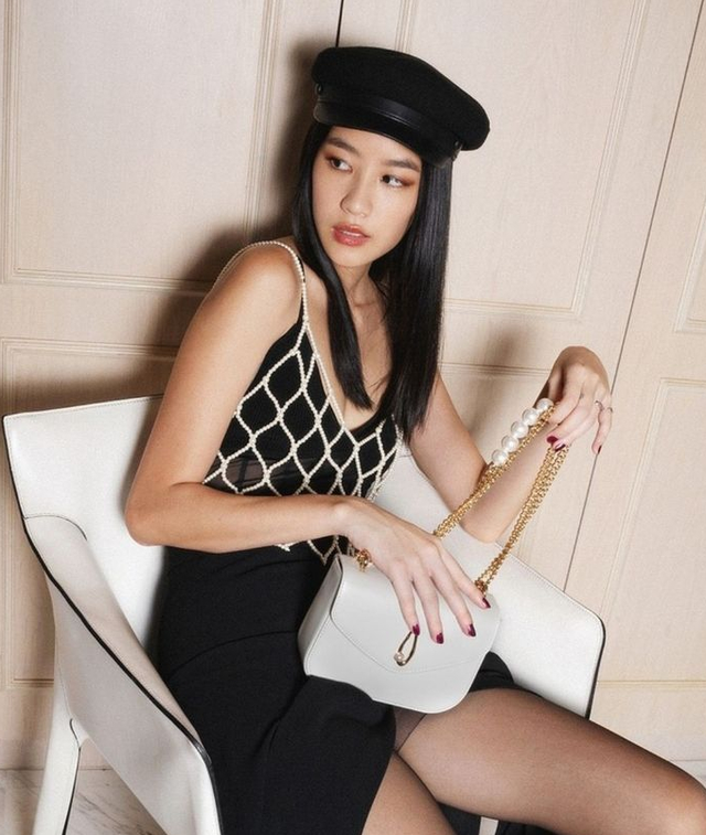 elle包包是什么档次，elle包包属于什么档次（初春必买的几款包包）