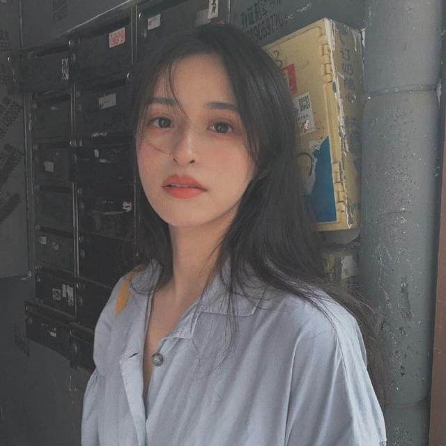 好看的网图头像女，网图女微信（可爱女头像，遇你在春）