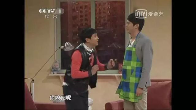 小彩旗请向李敏镐道歉，奥巴马微博（看过多年春晚的我们）