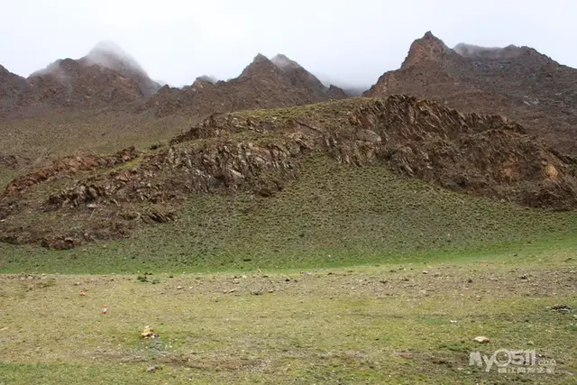 我的家乡在日喀则是什么歌，我的家乡在日喀则是什么歌歌词是什么意思（行走在通天的路上<中>）