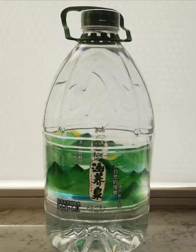 矿泉水保质期多长时间，矿泉水保质期是多长时间（你知道它们的保质期是多长时间吗）