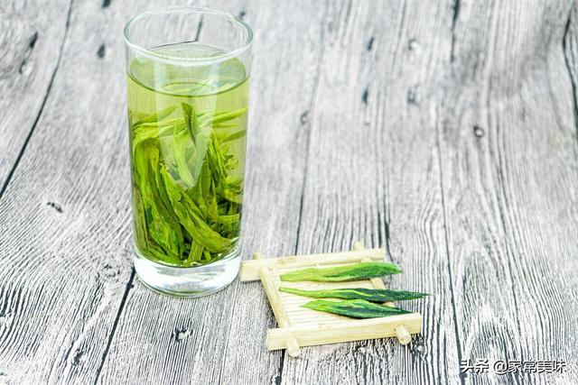 乌龙茶属于绿茶吗，绿茶包括哪些茶叶品种（“乌龙茶”与“绿茶”的3大区别）