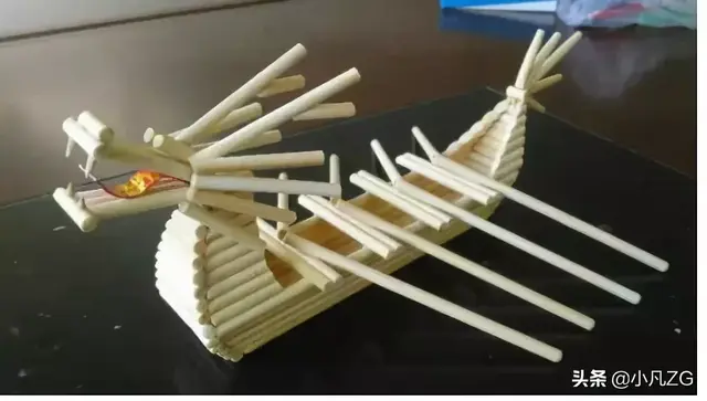 纸龙舟的制作方法，如何折一种简单的纸龙舟（一个手工龙舟轻松满足所有要求1）