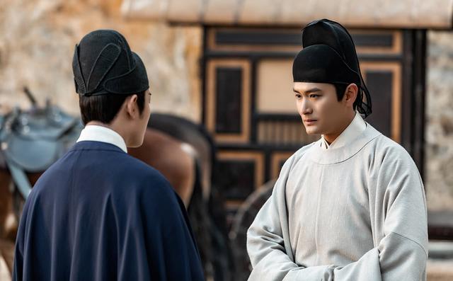 烟笼寒水月笼沙的意思，烟笼寒水月笼沙什么意思（诗中的互文与互体）