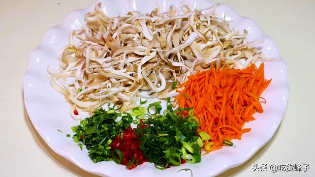 平菇是发物吗，属于发物的食物一览表（这汤我家一周做3次）