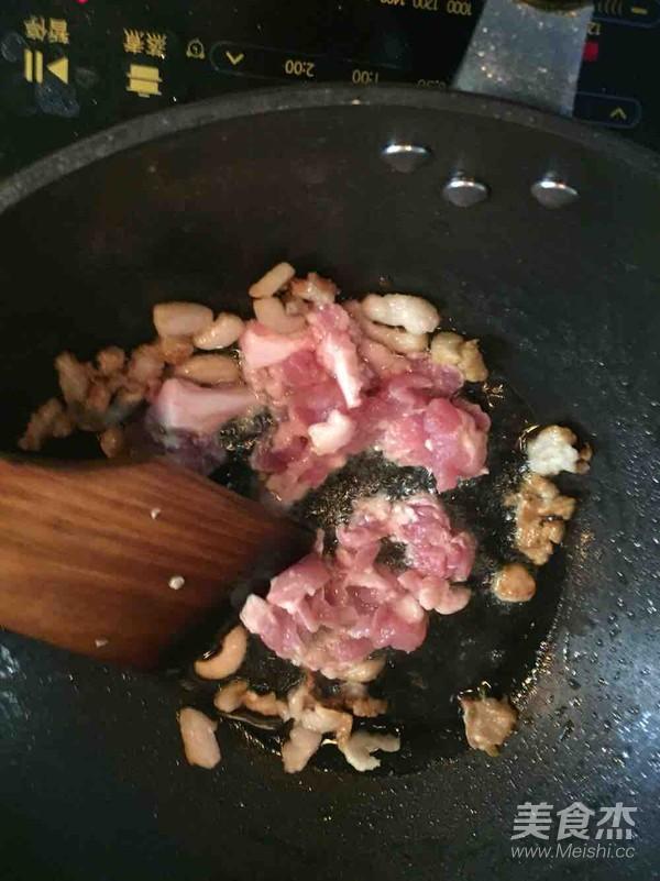 鸭肝的热量，鸭肝的热量是多少大卡（猪身上最“金贵”的一块肉）
