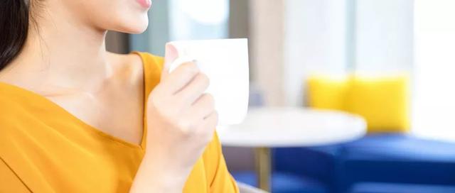 秋季护肤的重点是什么，秋季护肤最重要的是什么（秋季正确护肤的9个小常识）