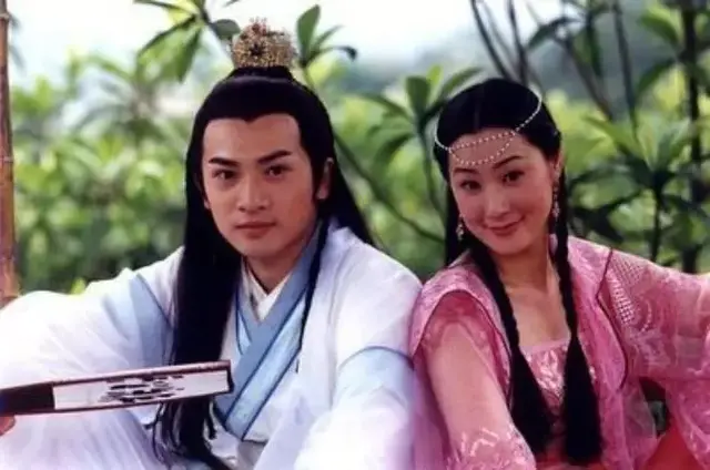 侯炳莹什么时候离去的，侯炳莹（被家人虐待只能写书摆脱阴霾）