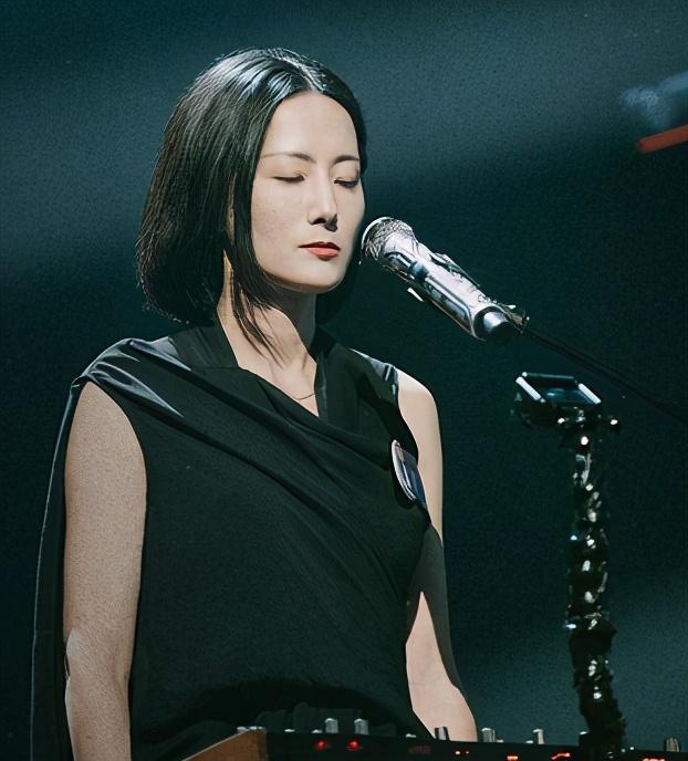 U235是什么，u235是什么东西（原来真有87岁的超级女英雄）