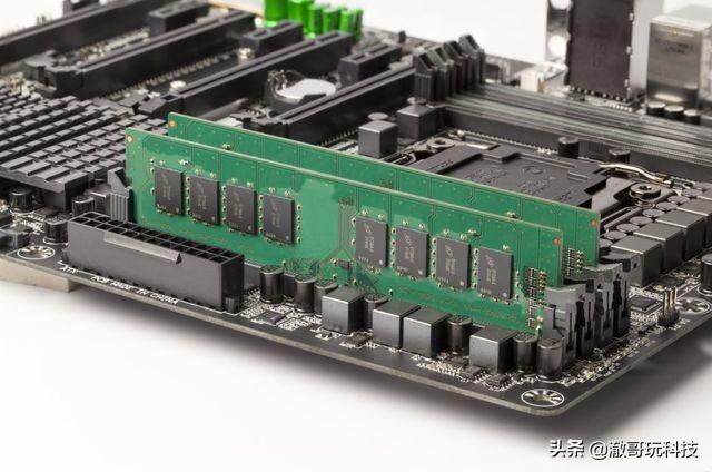 4g内存够用吗，平板4g的运行内存够用吗（普通人用电脑多大内存最合适）