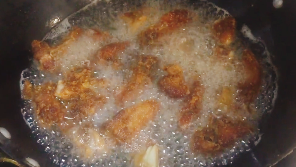 图片[5]-【蒜香排骨】做法步骤图 看得直流口水 大人小孩都爱吃-起舞食谱网