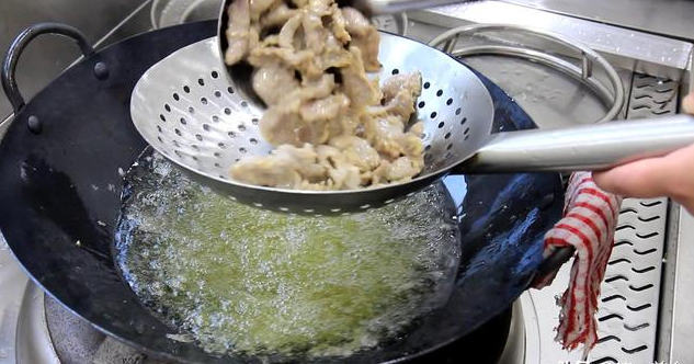孜然牛肉的做法，孜然牛肉做法详细步骤（正宗内蒙人都知道的孜然牛肉家常做法）