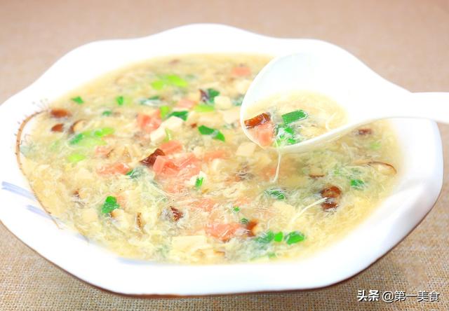 香菇豆腐汤的方法，香菇豆腐怎么做汤好喝（大人小孩都可以喝）