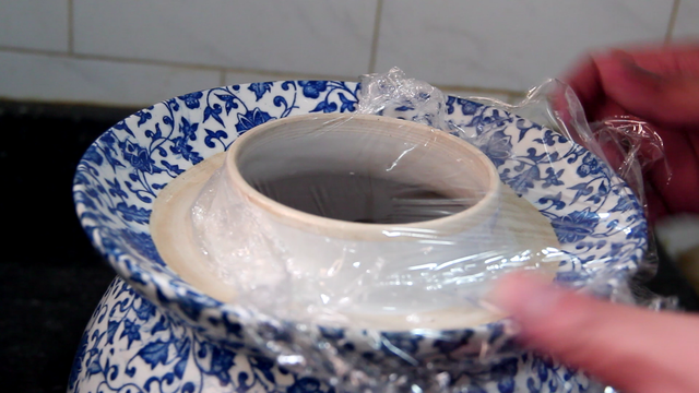 做四川泡菜可以直接用纯净水吗，四川泡菜用生水可以吗（四川泡菜水详细攻略）