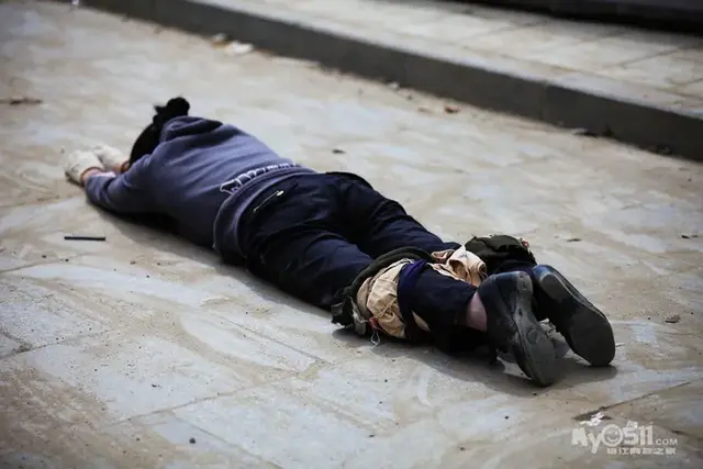 我的家乡在日喀则是什么歌，我的家乡在日喀则是什么歌歌词是什么意思（行走在通天的路上<中>）