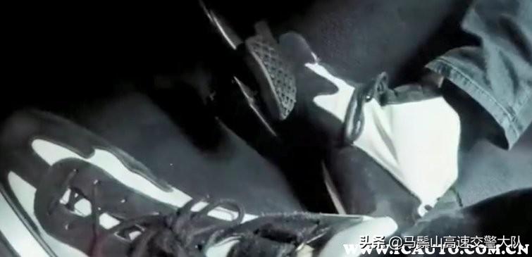 自动挡怎么漂移(自动挡车怎么漂移甩尾)