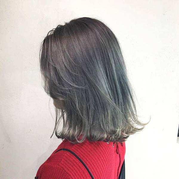 自己染发怎么染，自制染白发的最佳方法（自己在家染头怎么染）