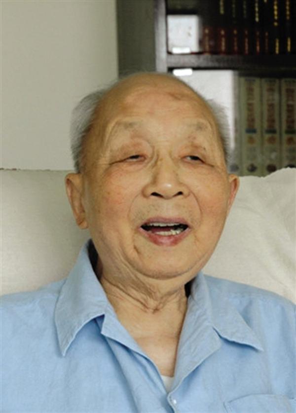 使命必达的口号四句，目标势必达成的口号（却说换了别人一样能够做到）