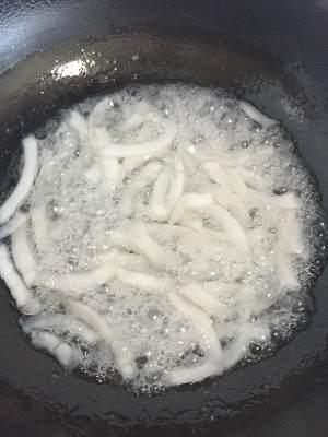 干椰子片的吃法，干椰子片煲汤的做法大全（用椰子肉做的零食）