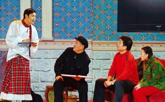 小沈阳所有歌曲，小沈阳蒙面唱将猜猜猜歌曲（走到今天该怪谁呢）