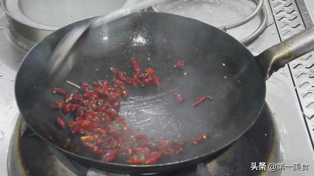 干煸芸豆的家常做法，干煸芸豆的家常做法大全（干煸豆角的家常做法）