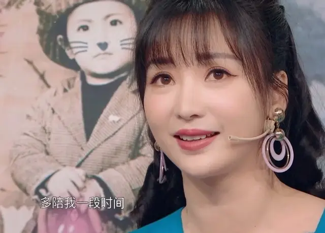 柳岩伴娘事件怎么回事，柳岩伴娘事件怎么回事（张文露老公大鹏至今力挺她）