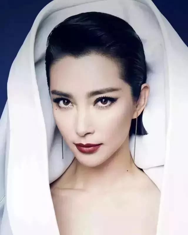 Infernal网名，Infernal微信昵称（选对耳环，做冬天最亮眼的星）