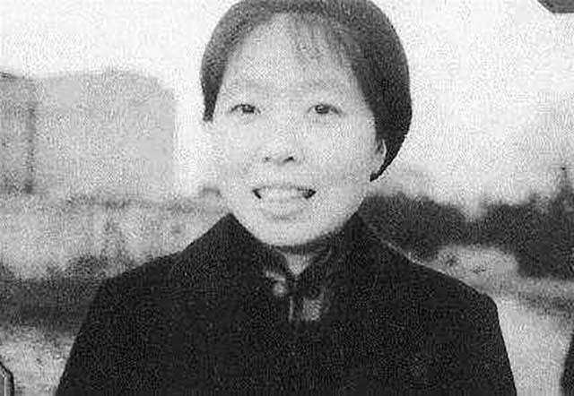 鲁迅萧红的关系，鲁迅与萧红仅仅只是单纯师生关系