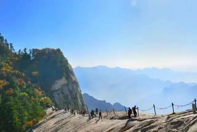 华山主要的旅游景点都有哪些，华山主要景点介绍（华山必去的几个景点知道吗）