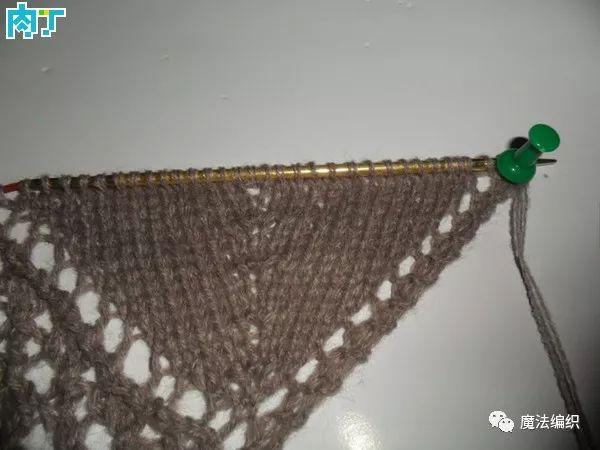 披肩的织法，披肩钩针编织花样图解（超越志田之美的手工棒针编织披肩教程图解）