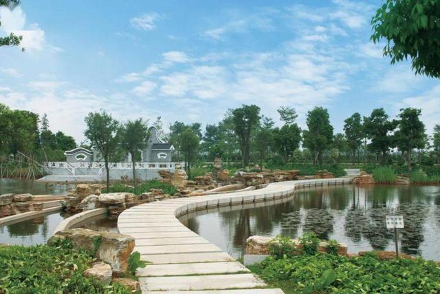 广州旅游攻略景点必去，广州市内旅游景点推荐（广州市10个完全免费、安全性、有趣的景点）