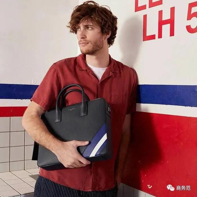 意大利男士皮具品牌有哪些，意大利男士皮鞋品牌有哪些（职场男必备公文包）