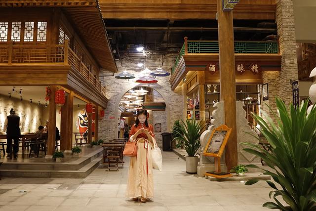 电影小镇在哪里，河南电影小镇在哪里（有人说门票100元太贵）