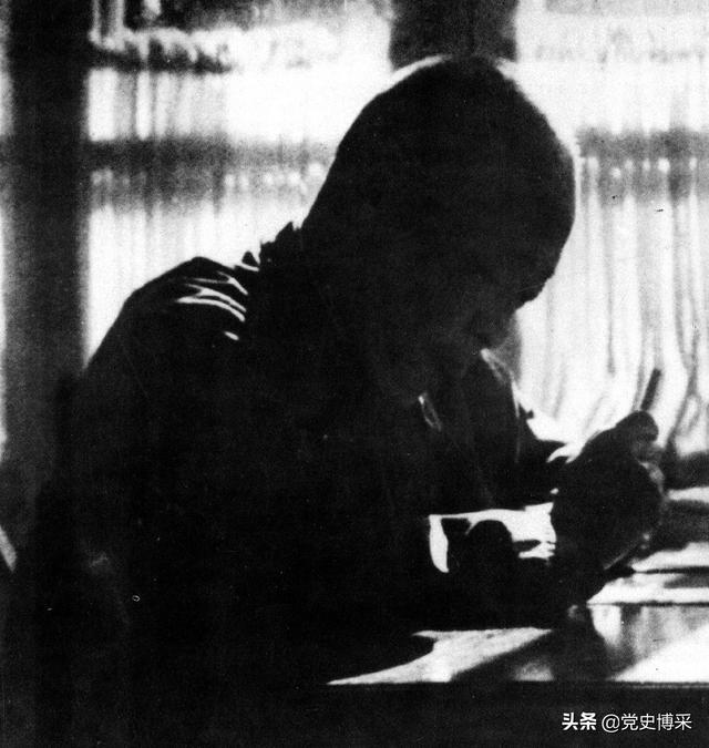 名人的读书雅事雅号，名人书斋雅号（赵朴初一首诗险被康生处心构陷）