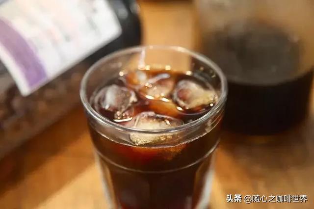 挂耳咖啡怎么冲，挂耳咖啡如何冲泡好喝（挂耳咖啡的正确冲泡方式）