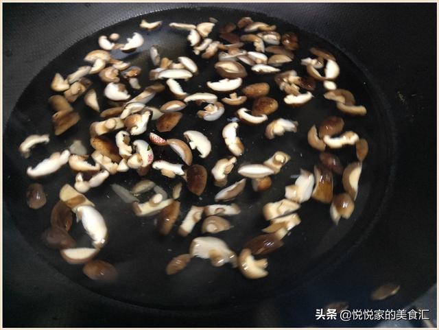 魔芋豆腐的做法，鲜魔芋豆腐详细制作方法（它是天然“燃脂菜”）