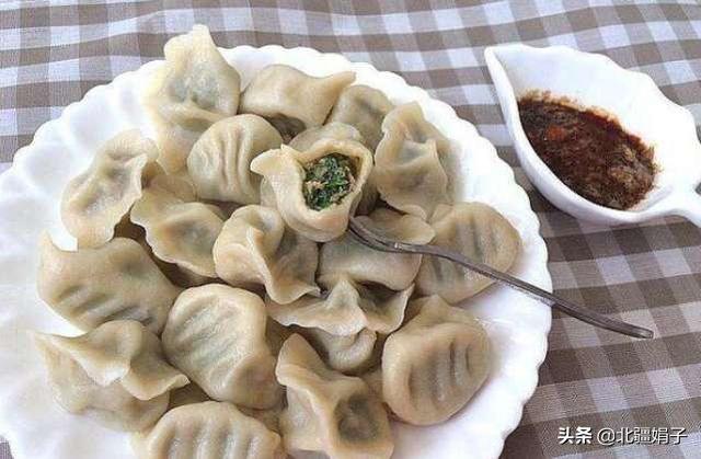 茴香素饺子馅怎么调好吃做法大全，用茴香包饺子的时候