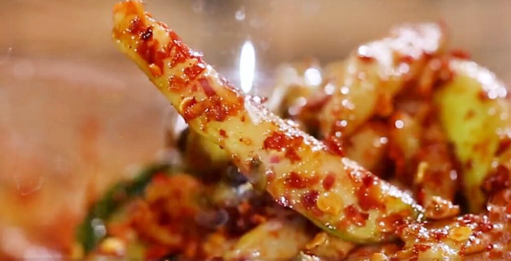 圖片[6]-【麻辣兒菜】做法步驟圖 教你這開(kāi)胃麻辣小菜做法 爽脆下飯?zhí)?起舞食譜網(wǎng)