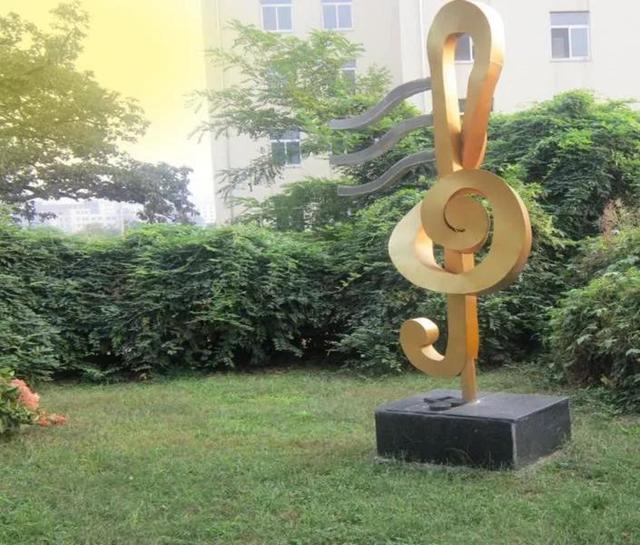 辽东学院宿舍条件怎么样，辽东学院宿舍几人间（辽宁省普通高等院校）