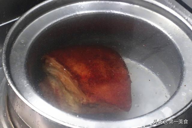 梅菜扣肉蒸多长时间，梅菜扣肉是婚宴席上地位相当高的一道菜