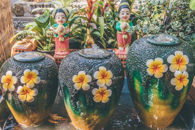 千万别随便去庙里求子，佛说怀不上孩子的原因（老挝万象有座香火鼎盛的寺庙）