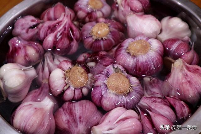 腌蒜的做法大全，腌制蒜的做法大全（河南人用这法腌了一辈子）