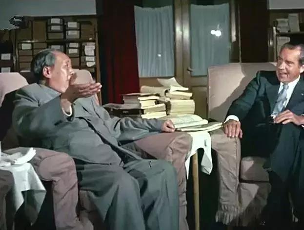 尼克松访华时间，尼克松访华三次是哪三年（毛主席一句话令全场佩服）