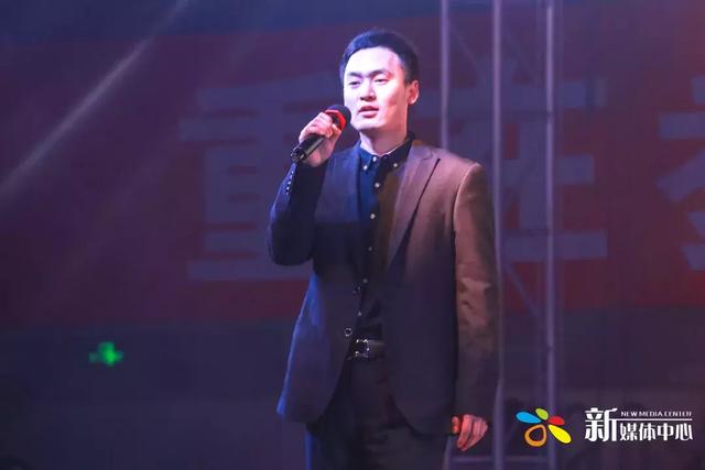 外婆的澎湖湾串词，外婆的澎湖湾串词主持人（2019元旦晚会）